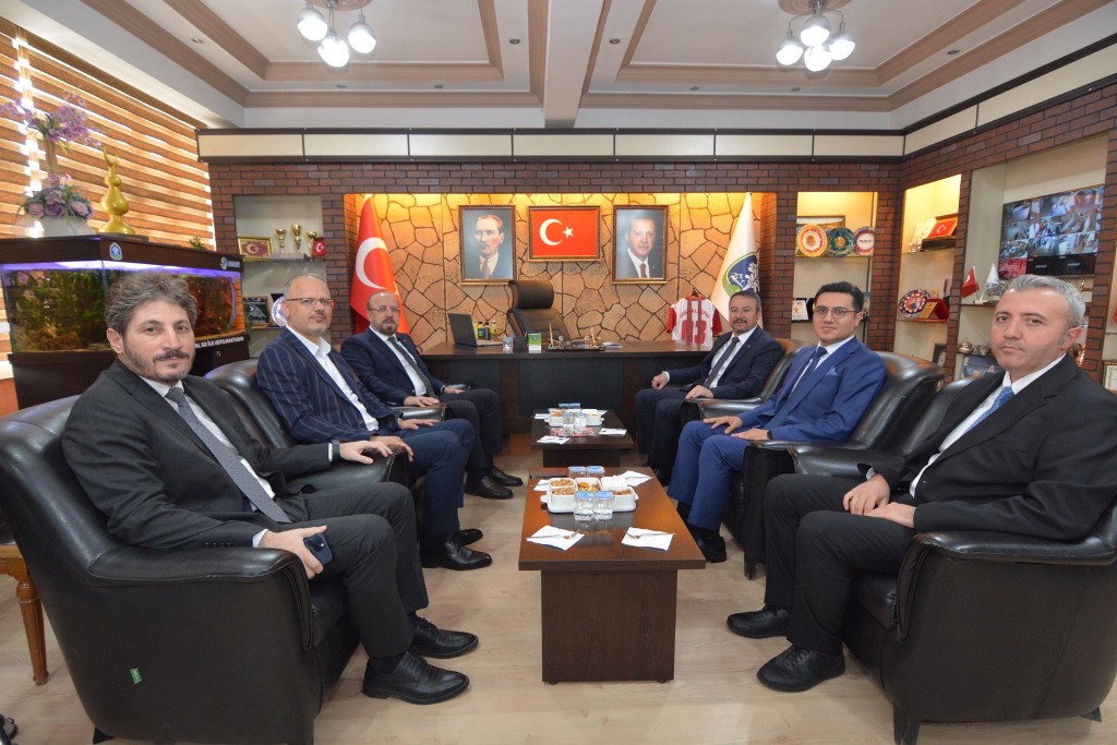 BAKAN YARDIMCISI NEVZAT ŞATIROĞLU SANDIKLI'YI ZİYARET ETTİ