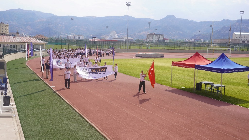 AFYONKARAHİSAR'DA AVRUPA SPOR HAFTASI COŞKUYLA KUTLANDI