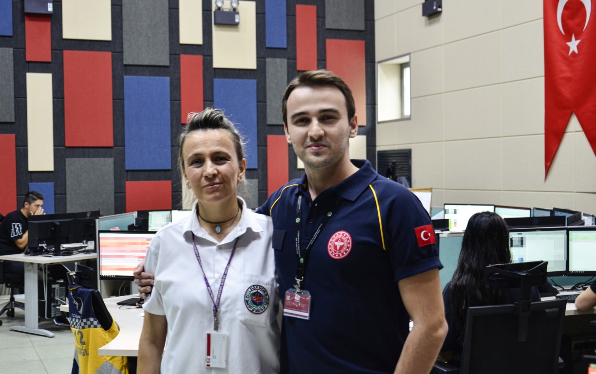 DOKTOR ANNE, OĞLU İLE ’MESAİ ARKADAŞI’ OLDU