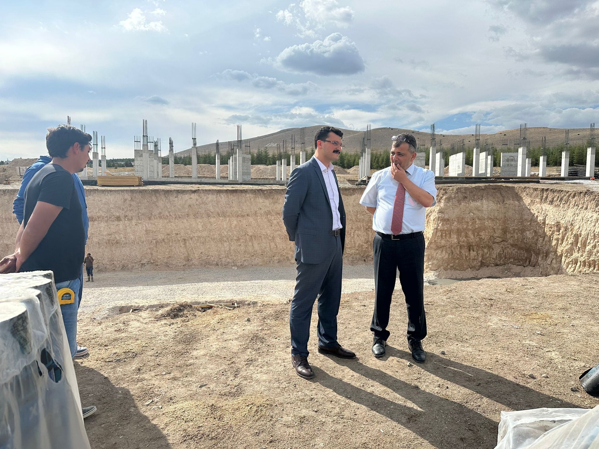 Kaymakam Akgül Ve Başkan Koyuncu’dan “Çocuk Evleri Sitesine” Ziyaret