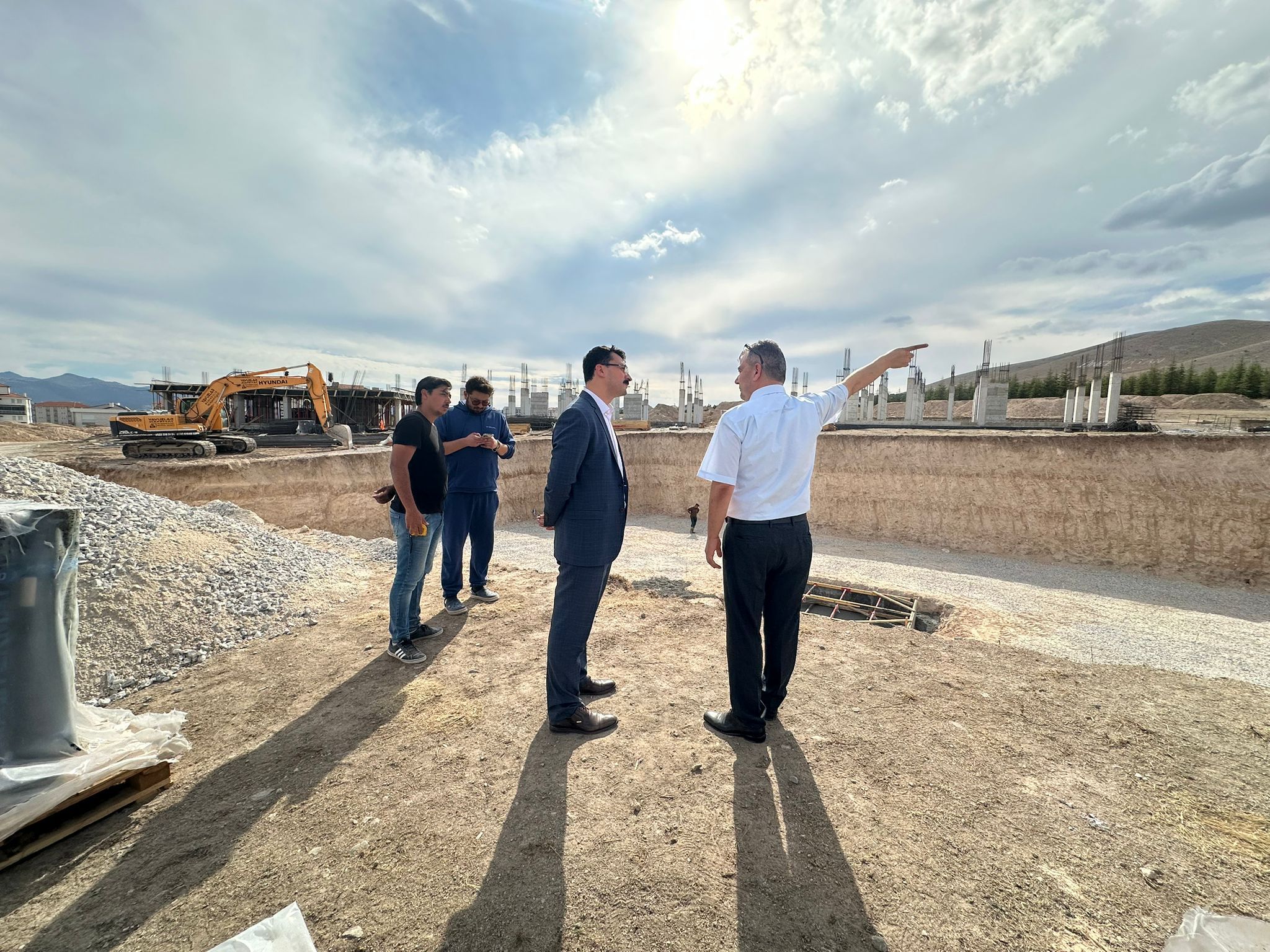 Kaymakam Akgül Ve Başkan Koyuncu’dan “Çocuk Evleri Sitesine” Ziyaret
