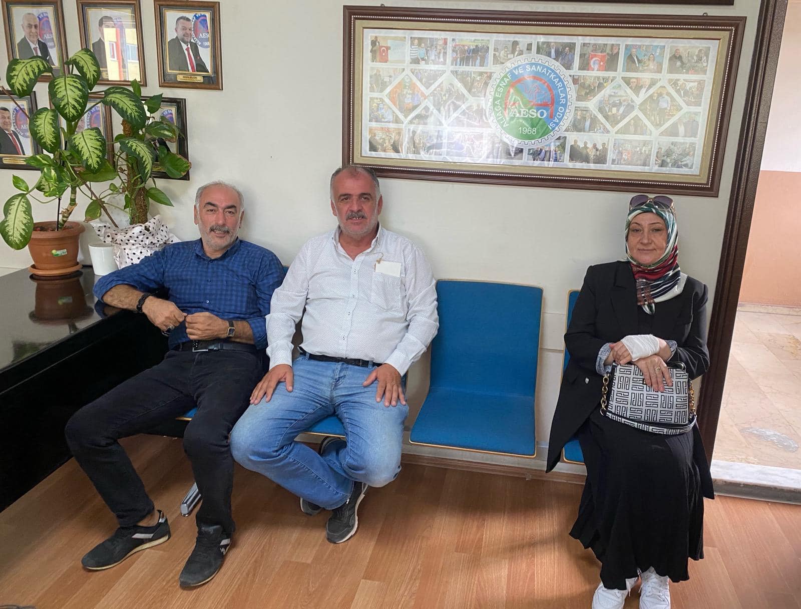 YURDUNUSEVEN, ALİAĞA ESNAF VE SANATKARLAR ODASI’NI ZİYARET ETTİ