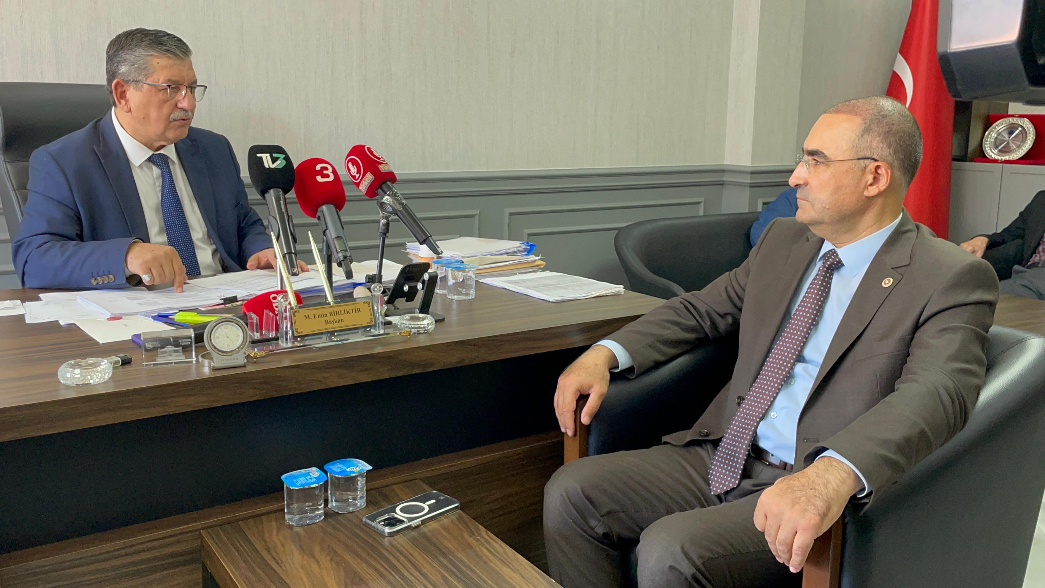 Milletvekili Dr. Arslan, Esnaf Ve Sanatkarlar Kredi Ve Kefalet Kooperatifi'ni Ziyaret Etti