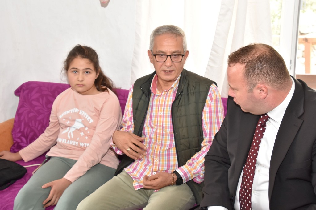KAYMAKAM ESER, KALP NAKLİ BEKLEYEN YEŞİM'İ ZİYARET ETTİ