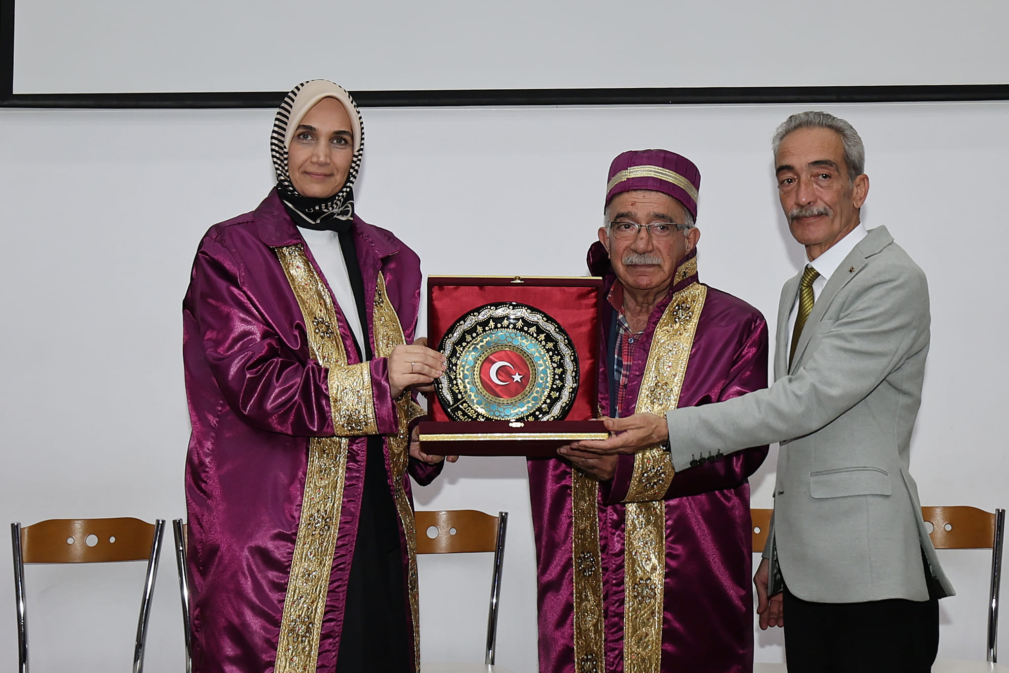 "AHİLİK, TÜRK VE İSLAM KÜLTÜRÜNÜN BİR ARAYA GELDİĞİ BİR KURUMDUR"