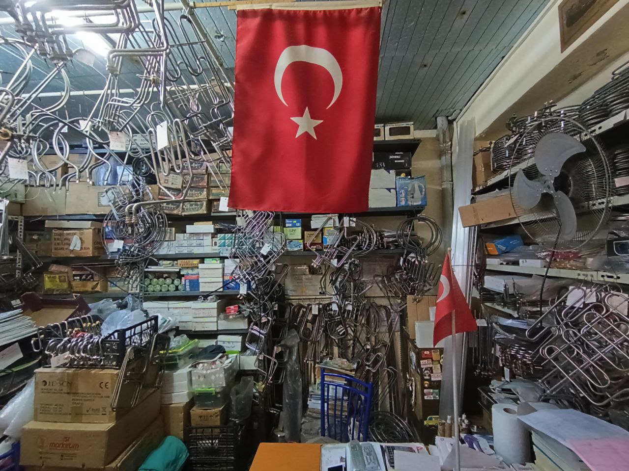 Afyon’un emektar ustası mesleğine sahip çıkıyor...“Gençler altın bileziği koluna takmak istemiyor”