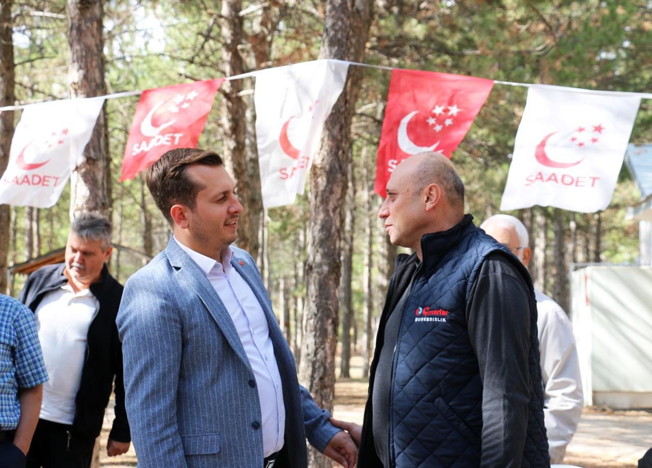 "Türkiye, Yiyecek Parası Olmayan Öğrenci Oranında OECD Ülkeleri Arasında İlk Sırada"