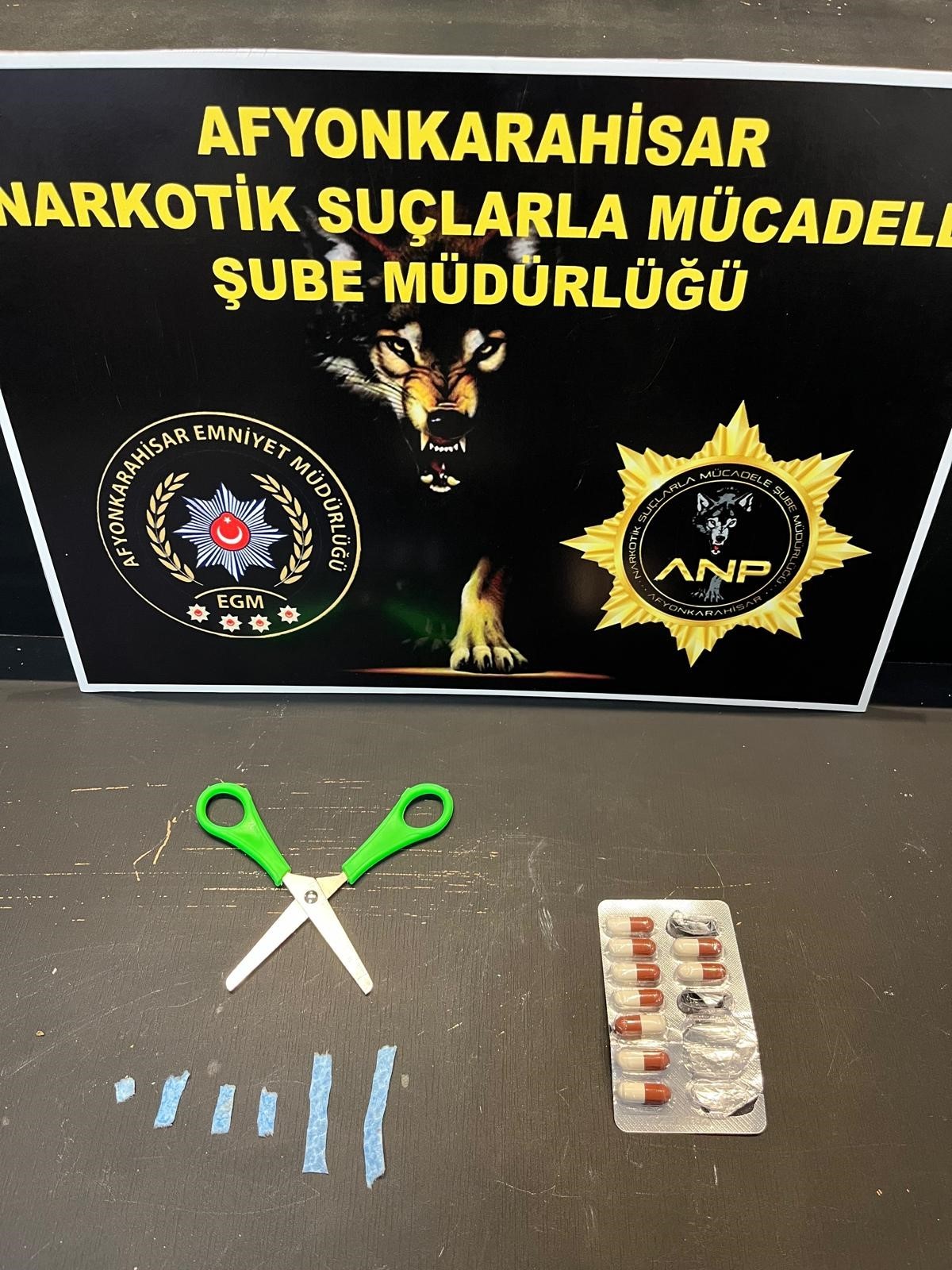 UYUŞTURUCU MADDELER İLE YAKALANAN 1 KİŞİ TUTUKLANDI