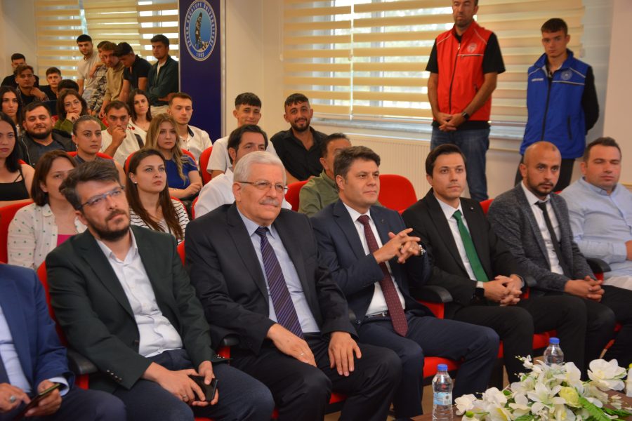 Sandıklı Yunus Emre Meslek Yüksekokulu’nda Oryantasyon Programı Düzenlendi