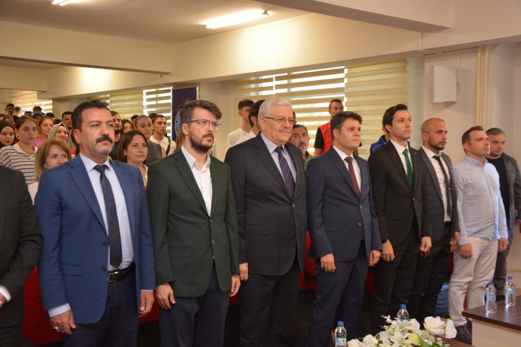 Sandıklı Yunus Emre Meslek Yüksekokulu’nda Oryantasyon Programı Düzenlendi