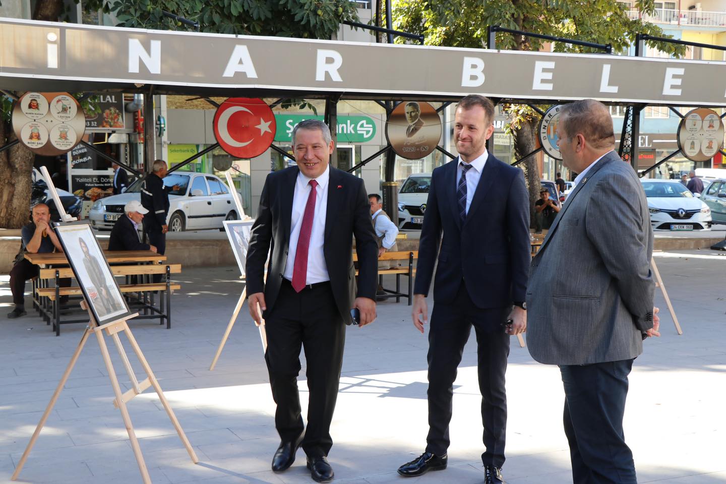 Başkan Topçu, Barış Turan'ın 7. Kişisel Gelişim Resim Sergisi'ni Gezdi!