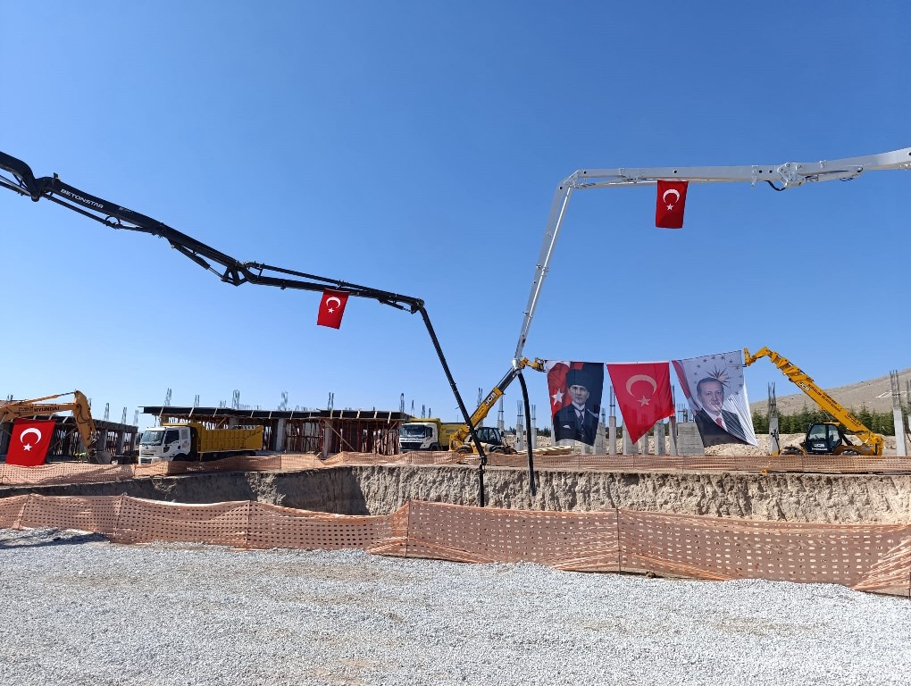 "14 BİN 528 ÇOCUĞUMUZUN SEVGİ DOLU BİR AİLE ORTAMINDA BÜYÜMELERİNİ SAĞLIYORUZ"