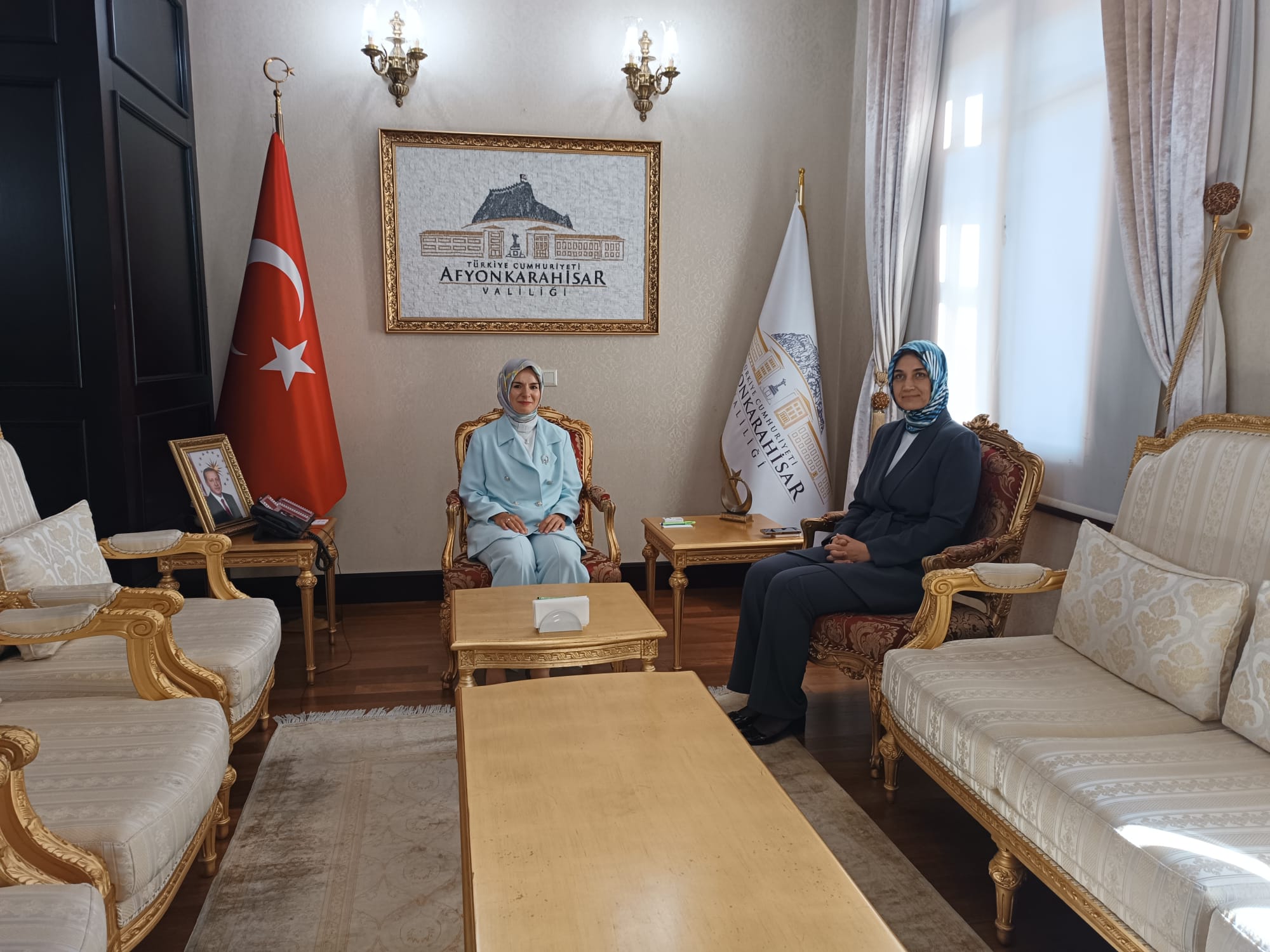 Bakan Göktaş, Vali Yiğitbaşı'nı Ziyaret Etti