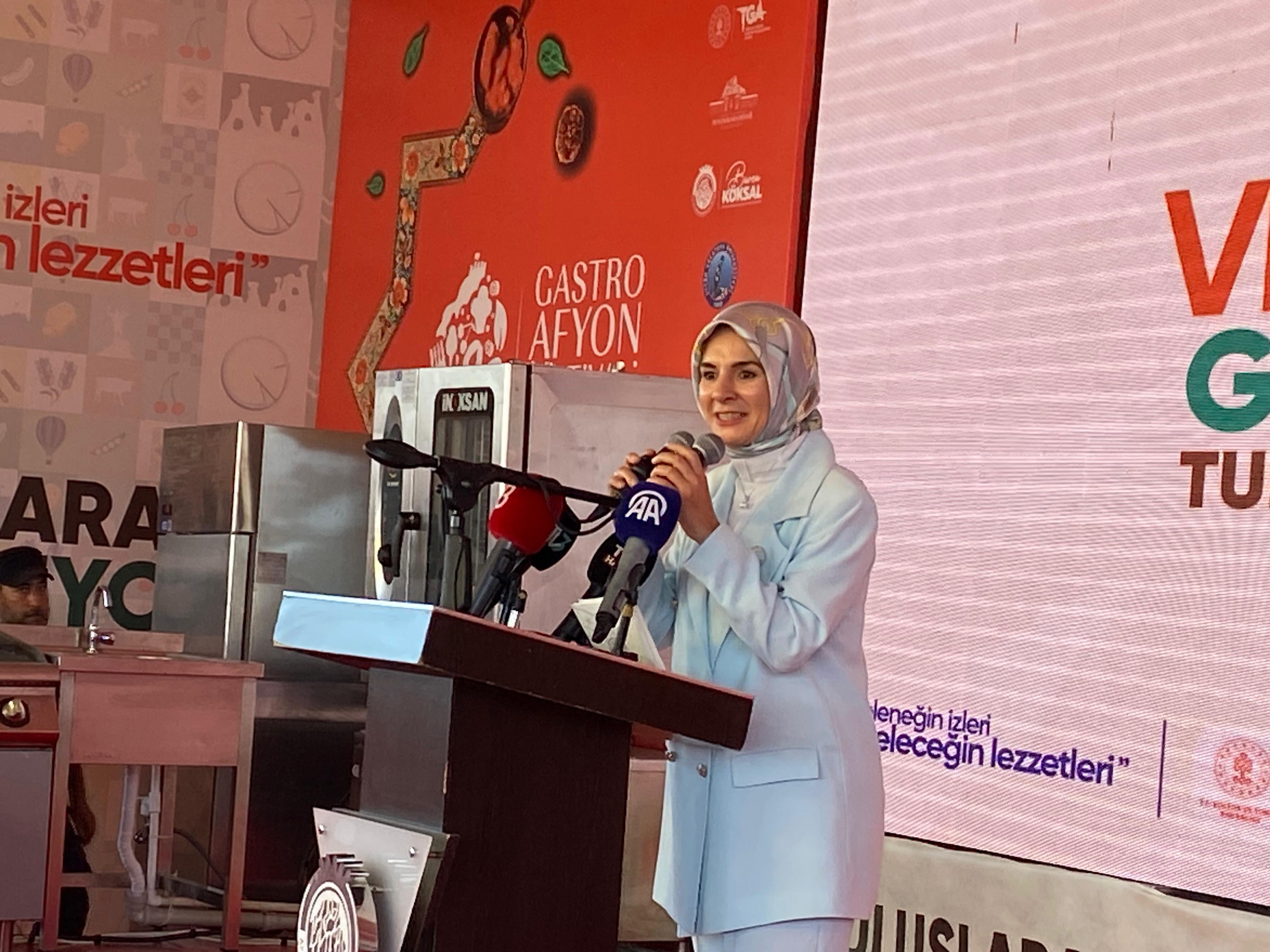 "AFYON MUTFAĞINDA ÖNCE İNSAN PİŞER"