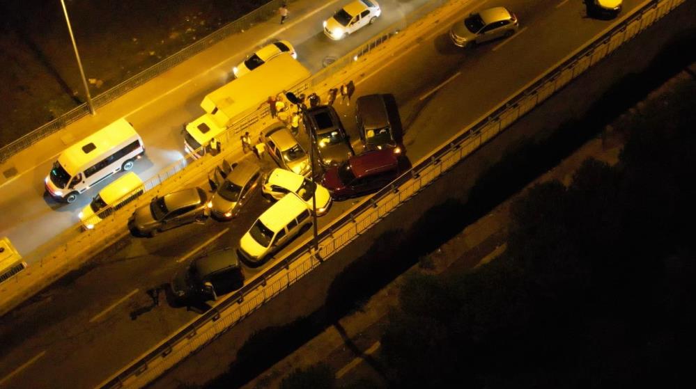 Feci Kaza: 15 araç birbirine girdi, 5 yaralı