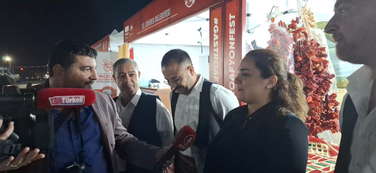 Afyonkarahisar'da Siverek Belediyesi'nin Sıra Gecesi Coşkusu