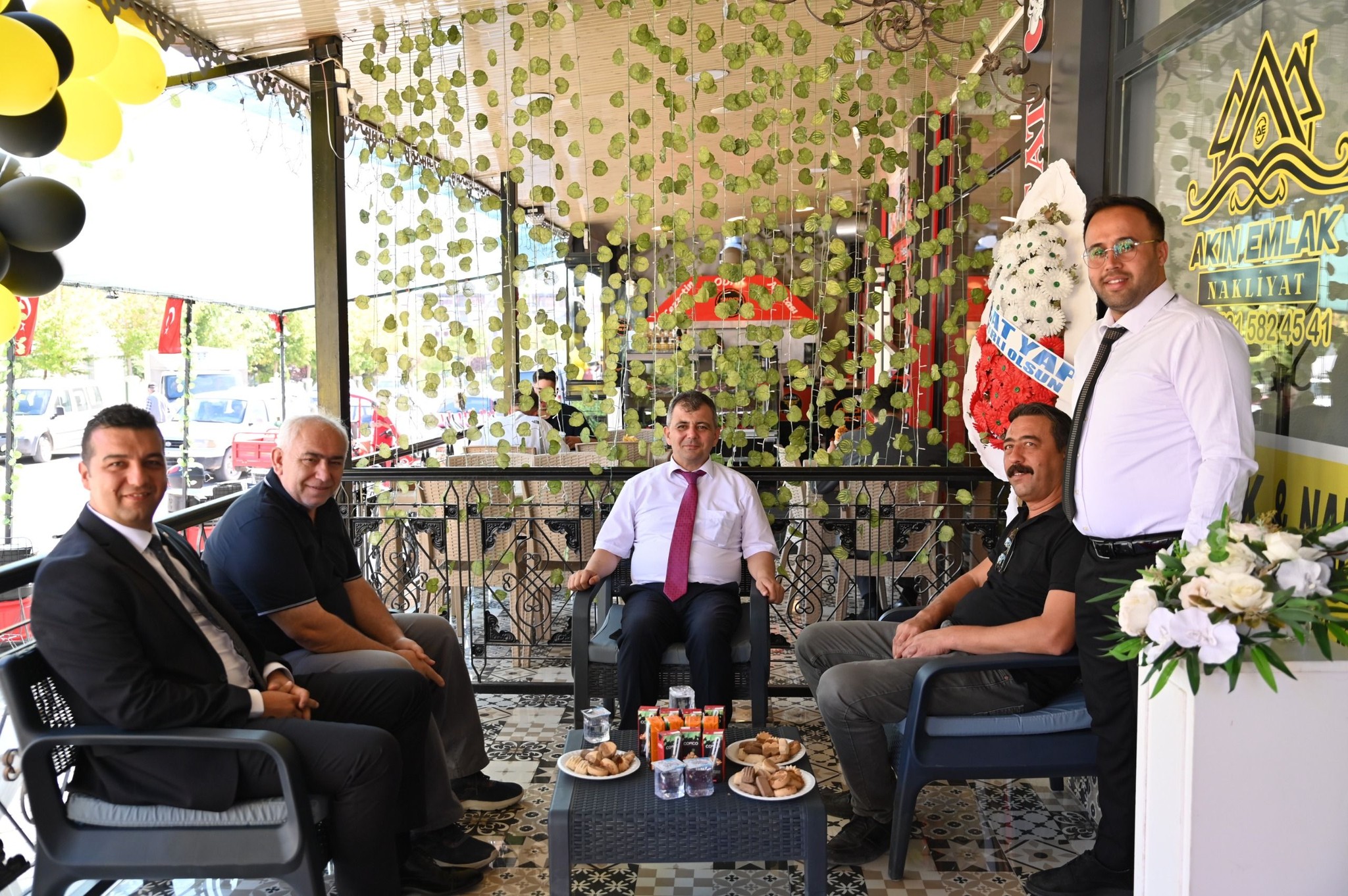 Başkan Koyuncu İşyeri Açılışına Katıldı