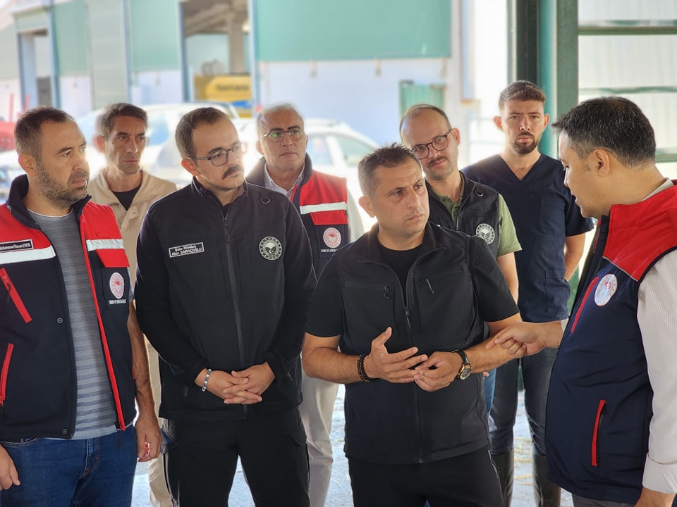 Tarım Müdürleri, Yenilikçi Süt İşletmesini Ziyaret Etti