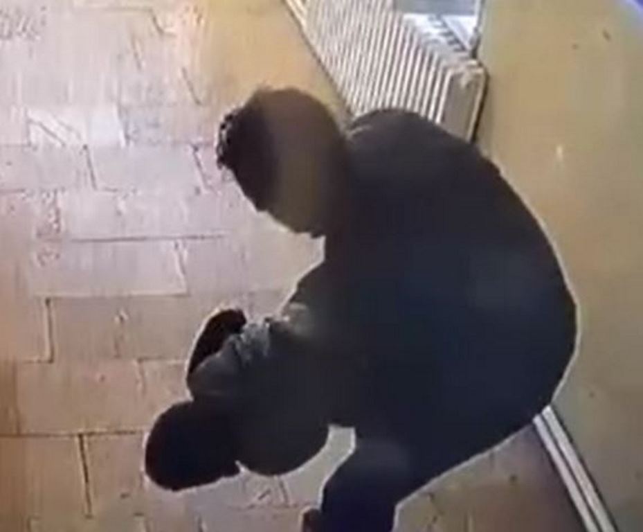 4 YAŞINDAKİ ÇOCUK HEİMLİCH MANEVRASI İLE HAYATTA KALDI