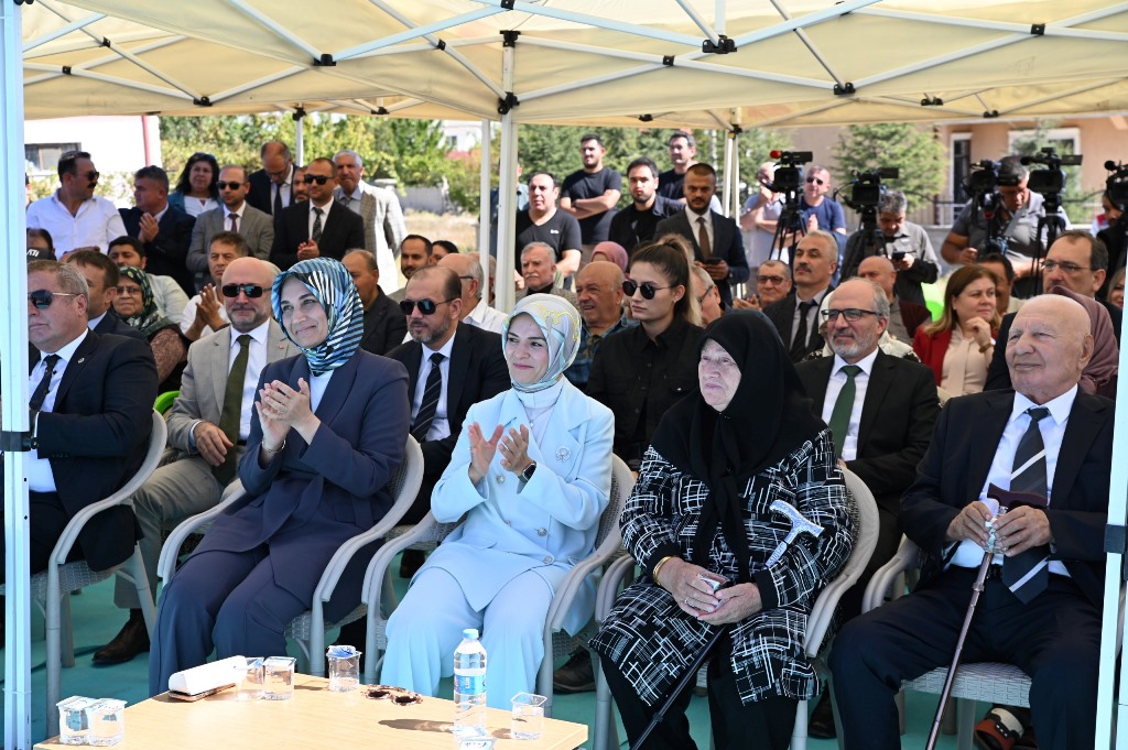 BAŞKAN KOYUNCU'DAN EMİRDAĞ YÜZYILINA DAMGA VURACAK İSTEK