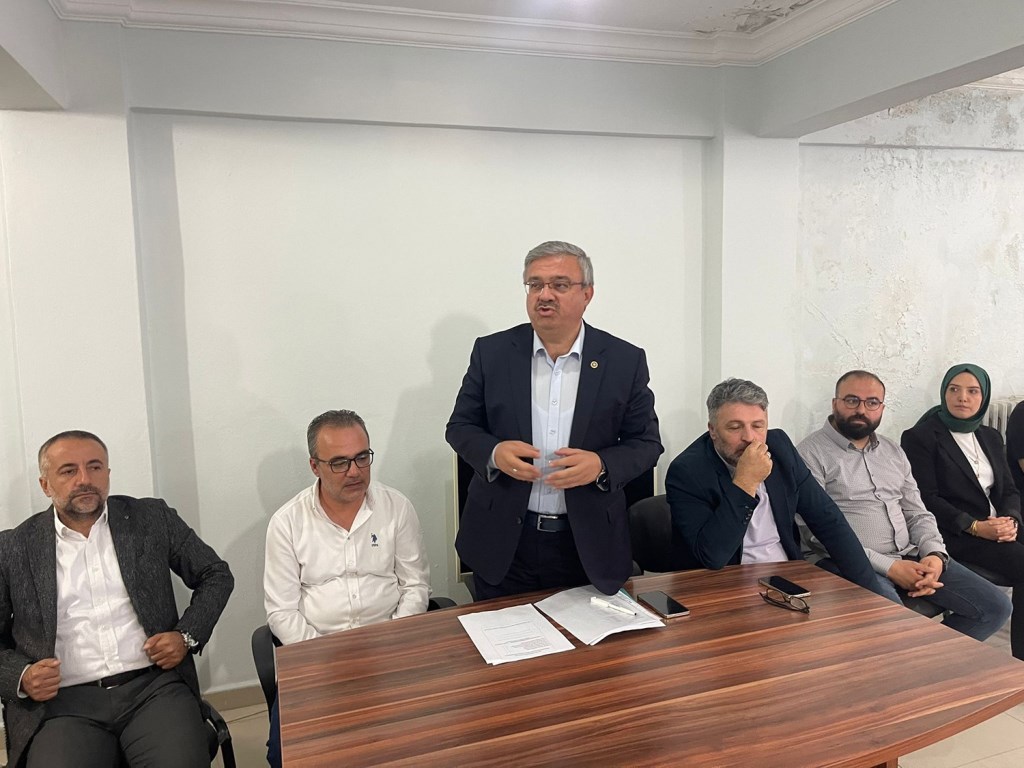 MİLLETVEKİLİ YURDUNUSEVEN MANİSA'DA TEMAYÜL YOKLAMASINA KATILDI