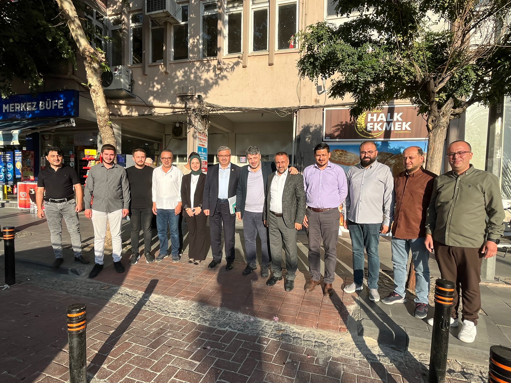 Milletvekili Yurdunuseven, Manisa’da Temayül Yoklaması Yaptı