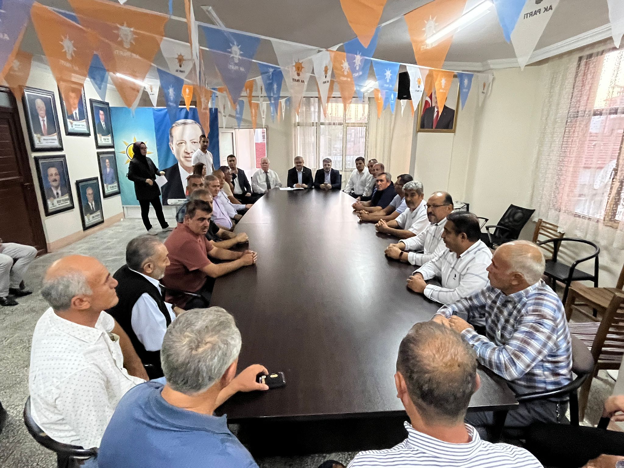 Milletvekili Yurdunuseven, Manisa’da Temayül Yoklaması Yaptı