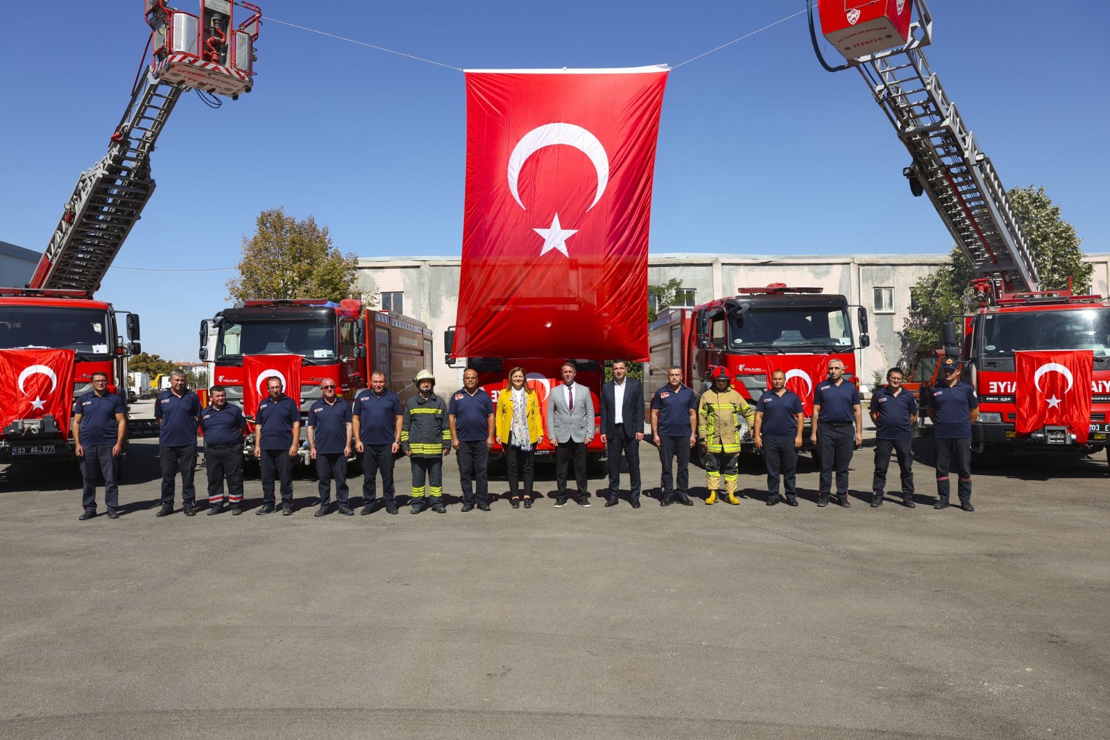 Başkan Köksal, İtfaiye Haftası’nda Kahraman İtfaiyecileri Ziyaret Etti