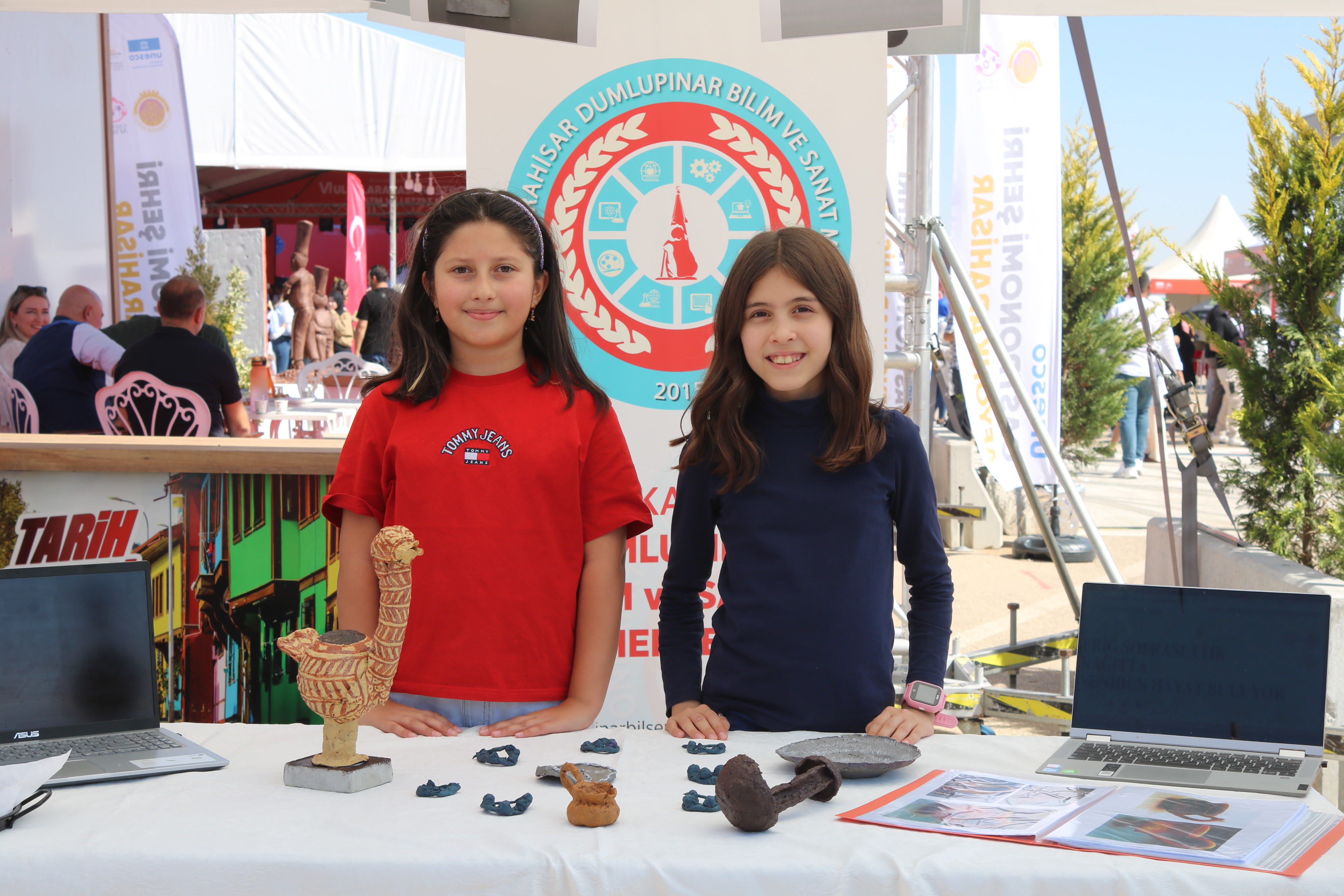 DUMLUPINAR BİLİM VE SANAT MERKEZİ ÖĞRENCİLERİNDEN ANLAMLI PROJE