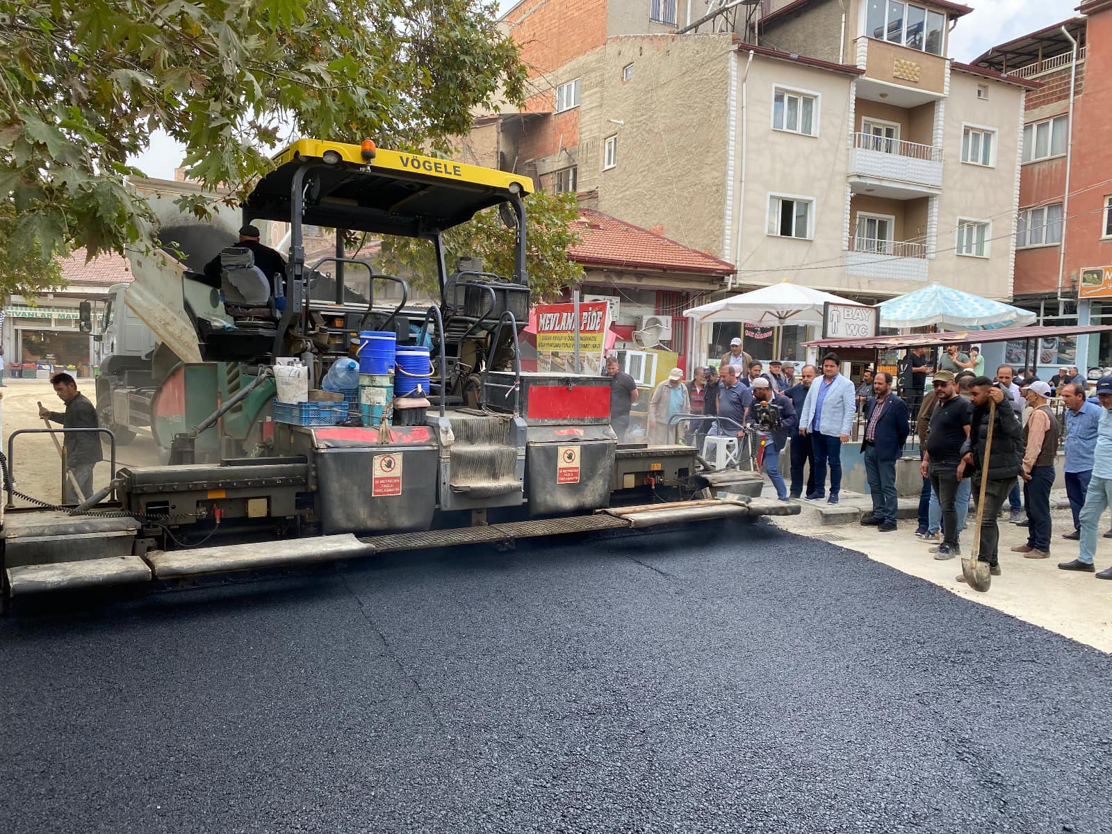 Bolvadin Tarihinin En Kapsamlı Sıcak Asfalt Çalışması Başladı