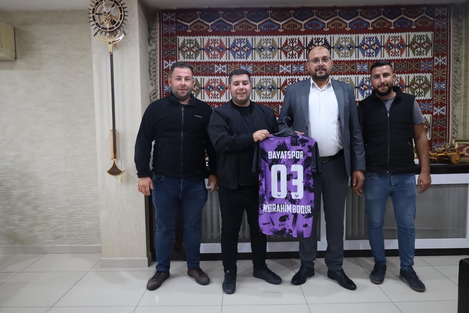 BAYAT SPOR'DAN BAŞKAN BODUR'A ZİYARET