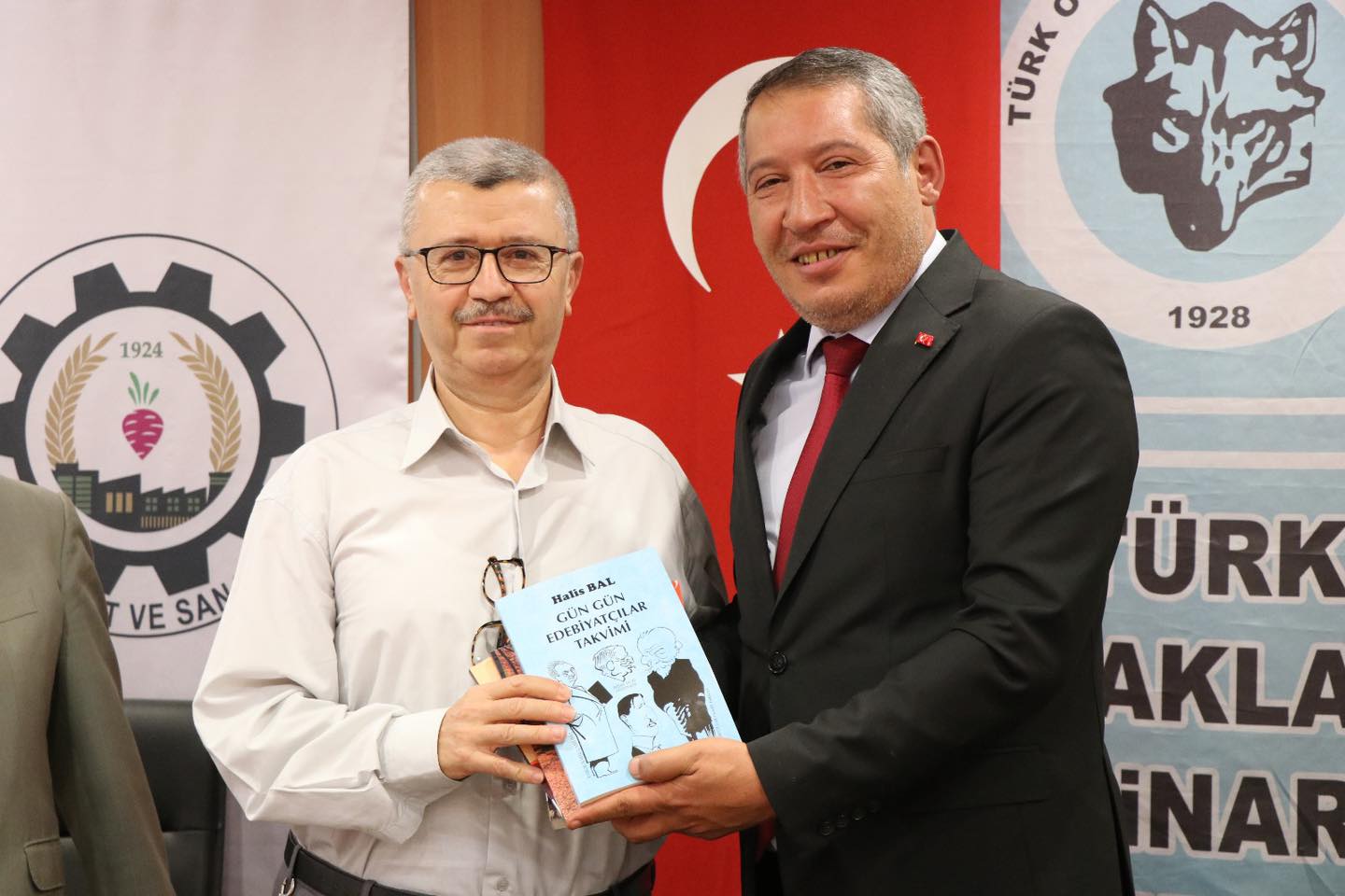Dinar’da Kültürel Değerler ve Sivil Toplum Üzerine Söyleşi