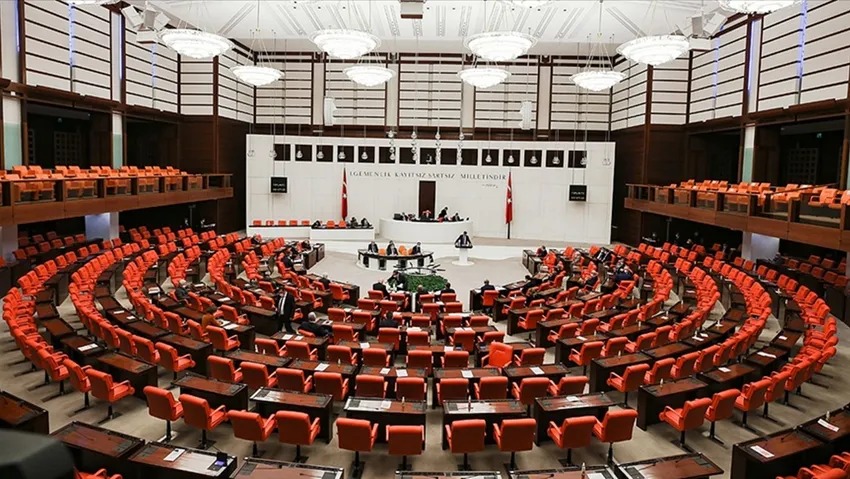 TBMM bugün açılıyor: Yeni yasama yılındaki ana gündem başlıkları neler?