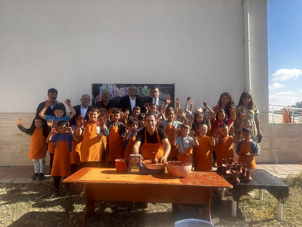 BAŞKAN HALİS VE MÜDÜR ÇELİK ÖĞRENCİLERLE BULUŞTU