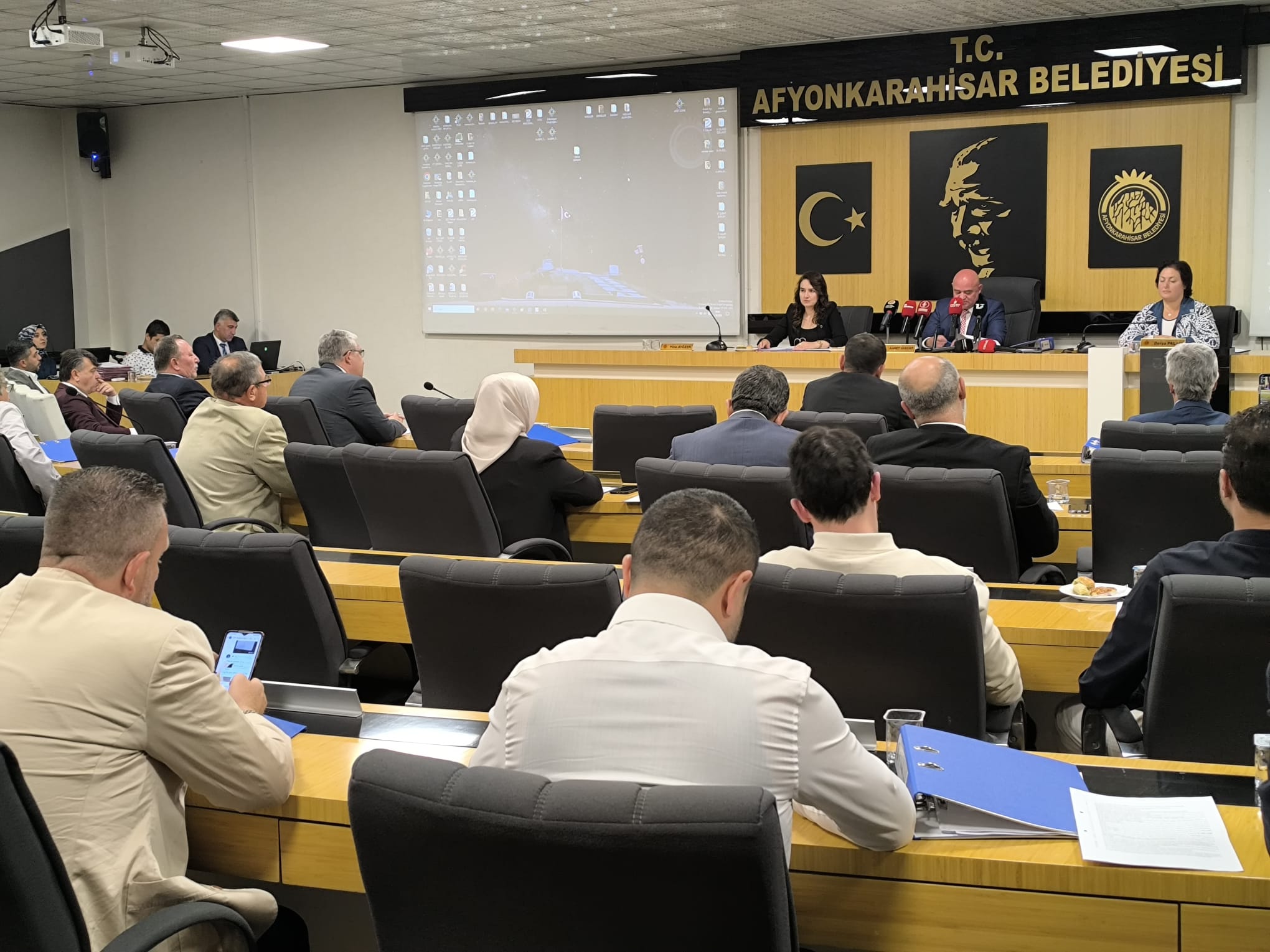 Afyonkarahisar Belediye Meclisi, Milli Sporcu Betül Meryem Çavdar'ın İsmi İçin Karar Aldı