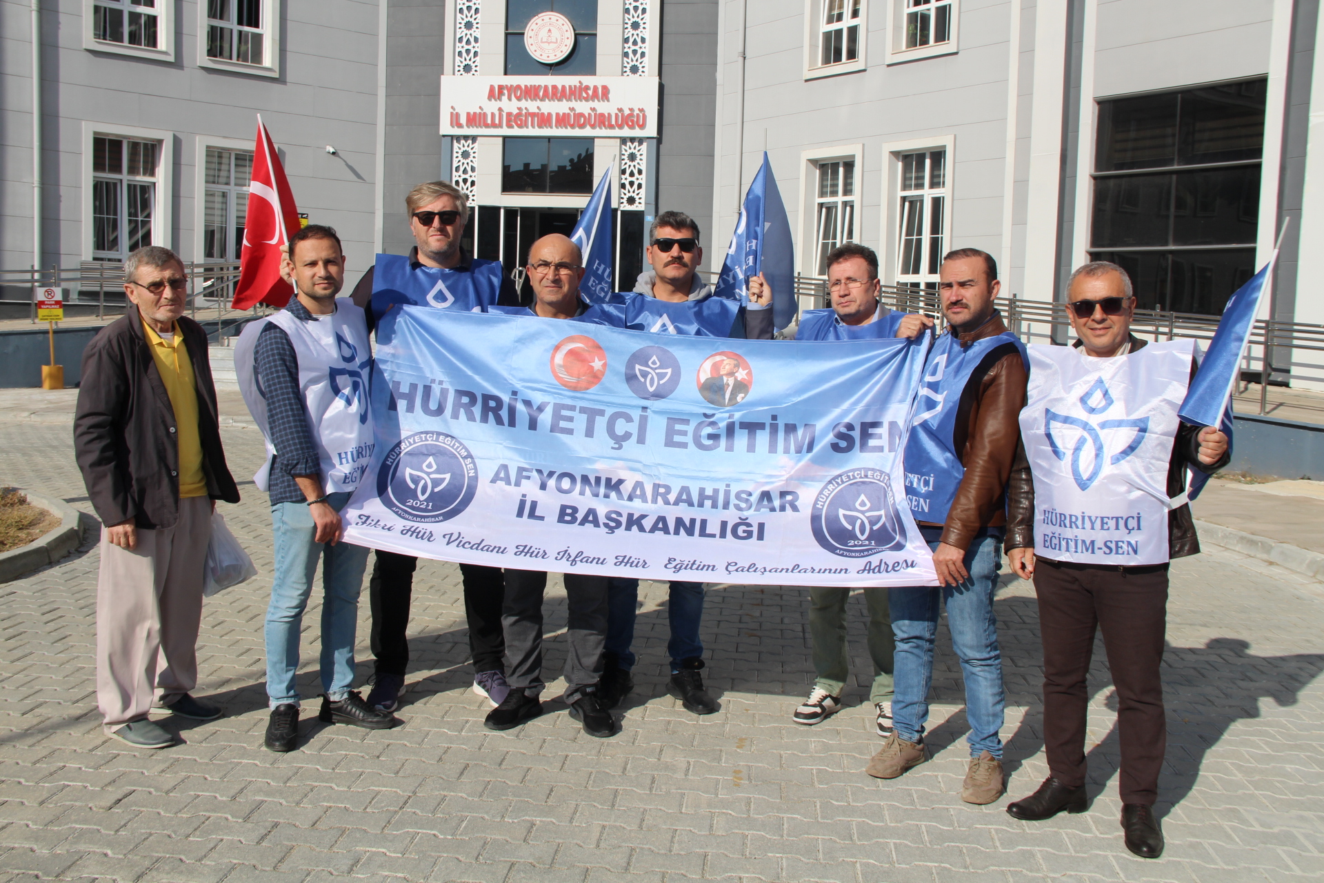 HAKLARIMIZA VE TALEPLERİMİZE SAHİP ÇIKIYORUZ!
