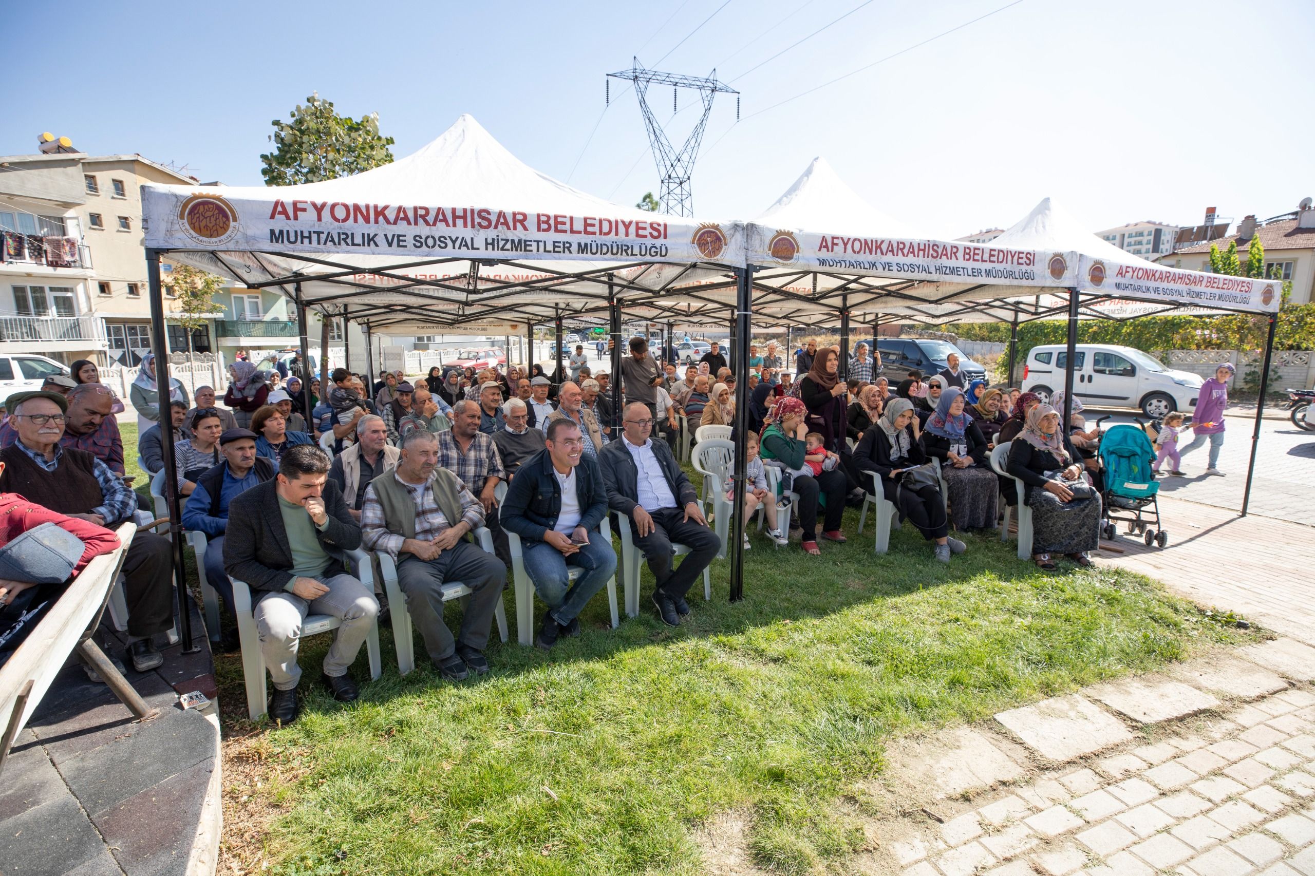 BAŞKAN KÖKSAL KARŞIYAKA MAHALLE SAKİNLERİYLE BULUŞTU