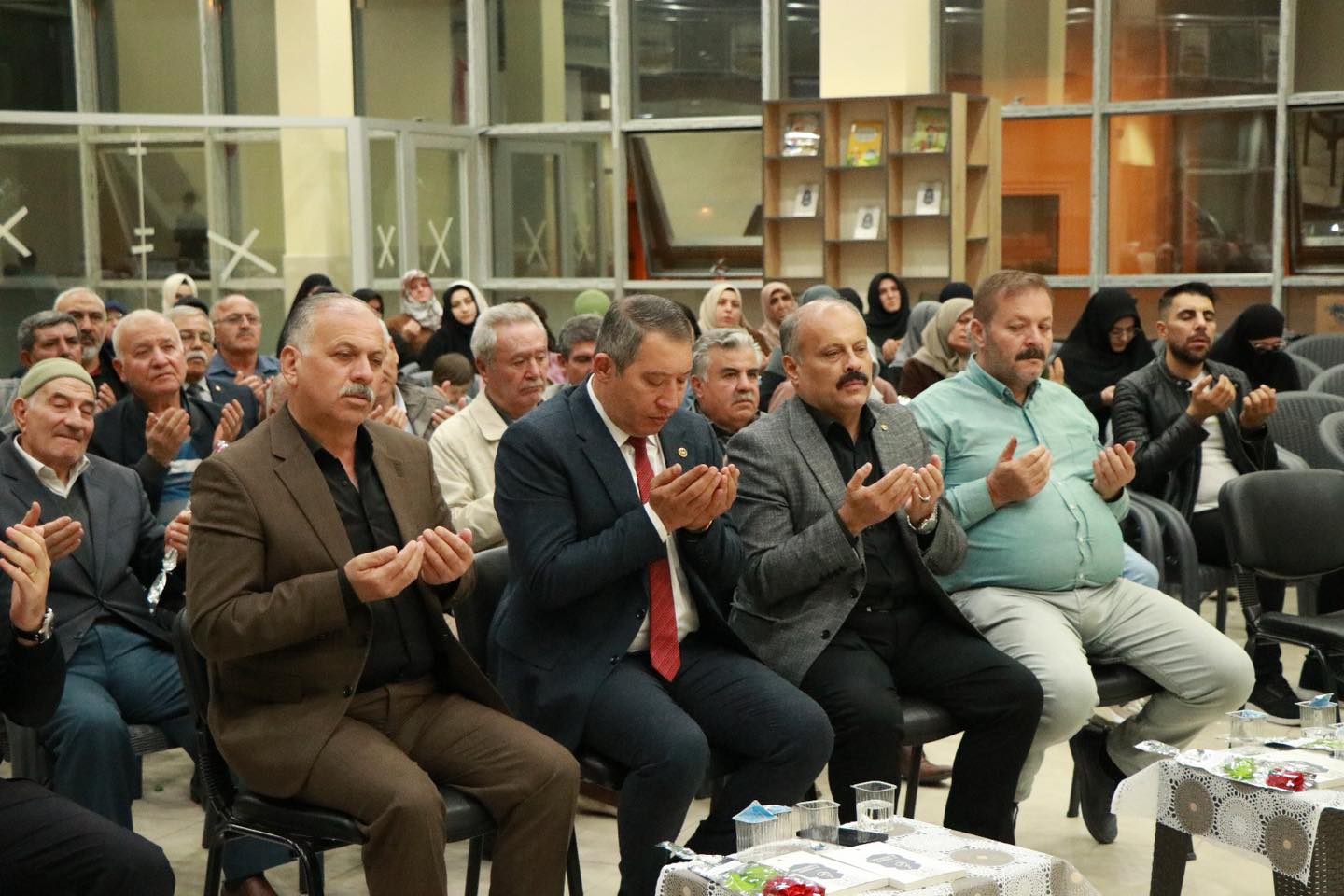 BAŞKAN TOPÇU MEVLİD-İ NEBİ HAFTASI PROGRAMINA KATILDI