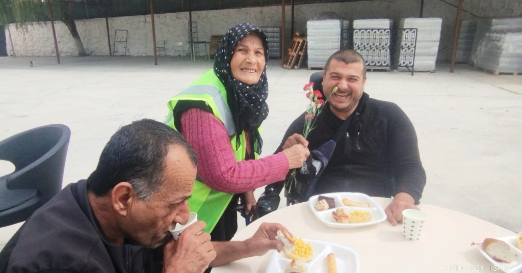 ÇINARALTI ALZHEİMER GÜNDÜZ YAŞAM KONAĞI'NA ZİYARET