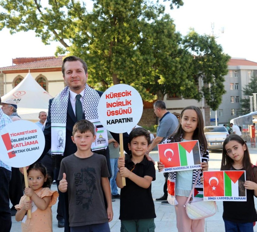 İSRAİL'E GİDEN GAZ VANALARINI VE ÜSLERİ KAPATALIM!
