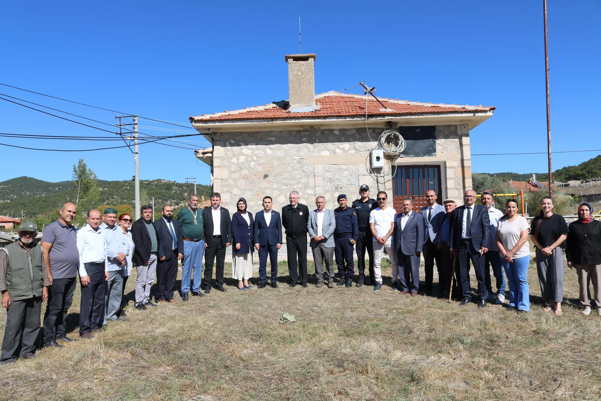 KAYMAKAM BİLDİRİCİ SARICAOVA KÖYÜNÜ ZİYARET ETTİ