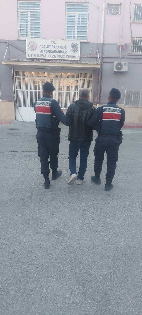 KASTEN YARALAMA SUÇUNDAN ARANAN ŞAHSI JANDARMA YAKALADI