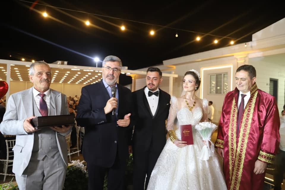 Ali Özkaya, Çobanlar Belediye Başkanı'nın Kızının Nikah Törenine Katıldı