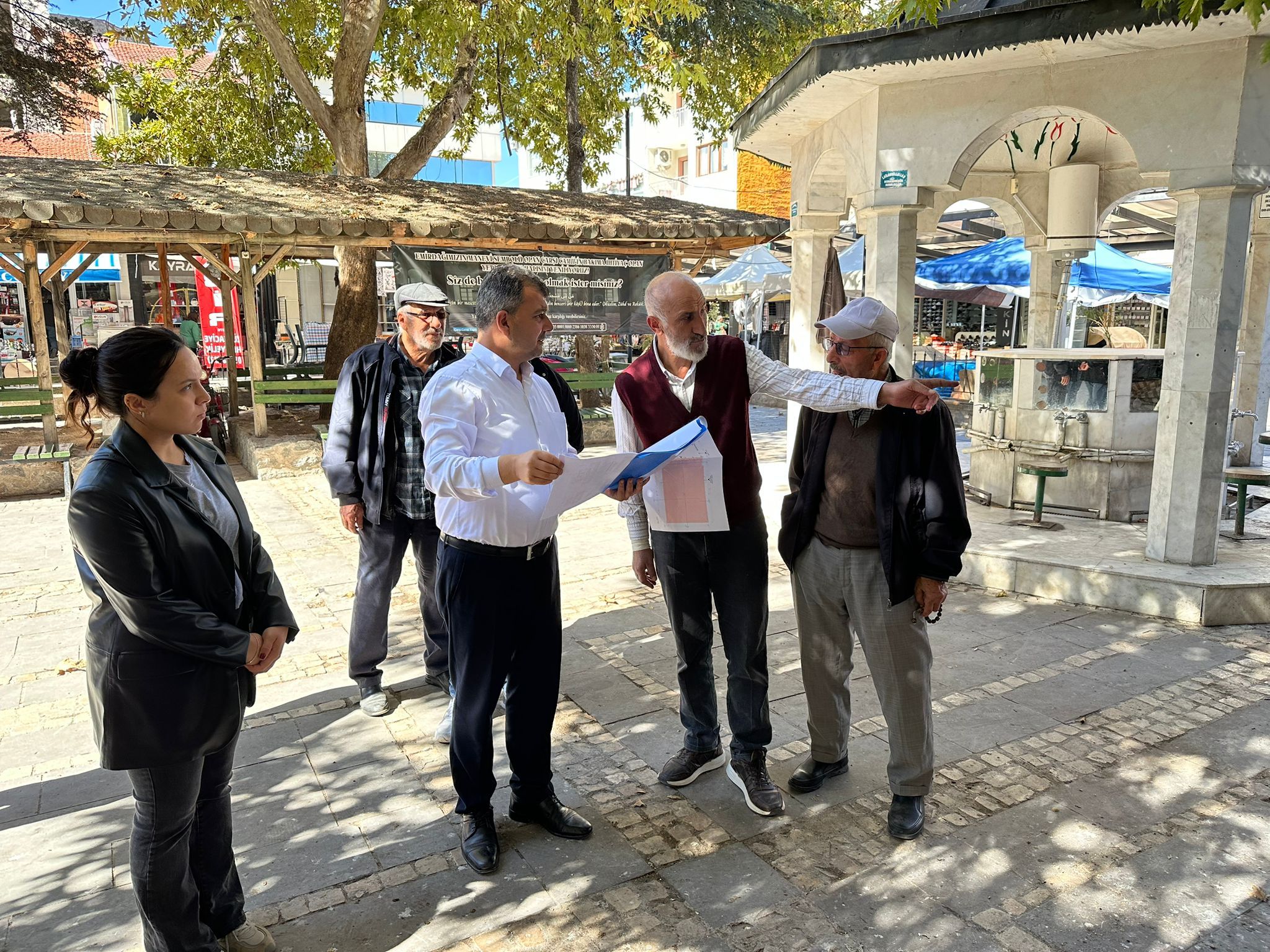 Başkan Koyuncu, Çarşı Camii Bahçesindeki Çalışmaları İnceledi