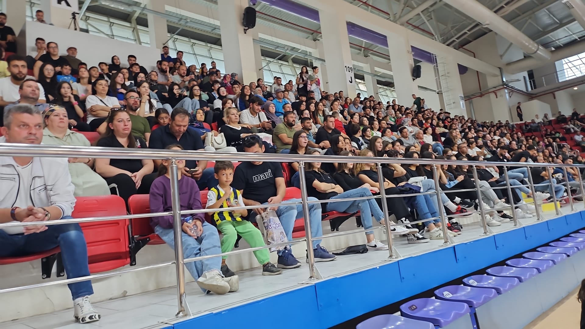 Yüntaş Karabük'e Şans Tanımadı: 3-0'lık Zafer!