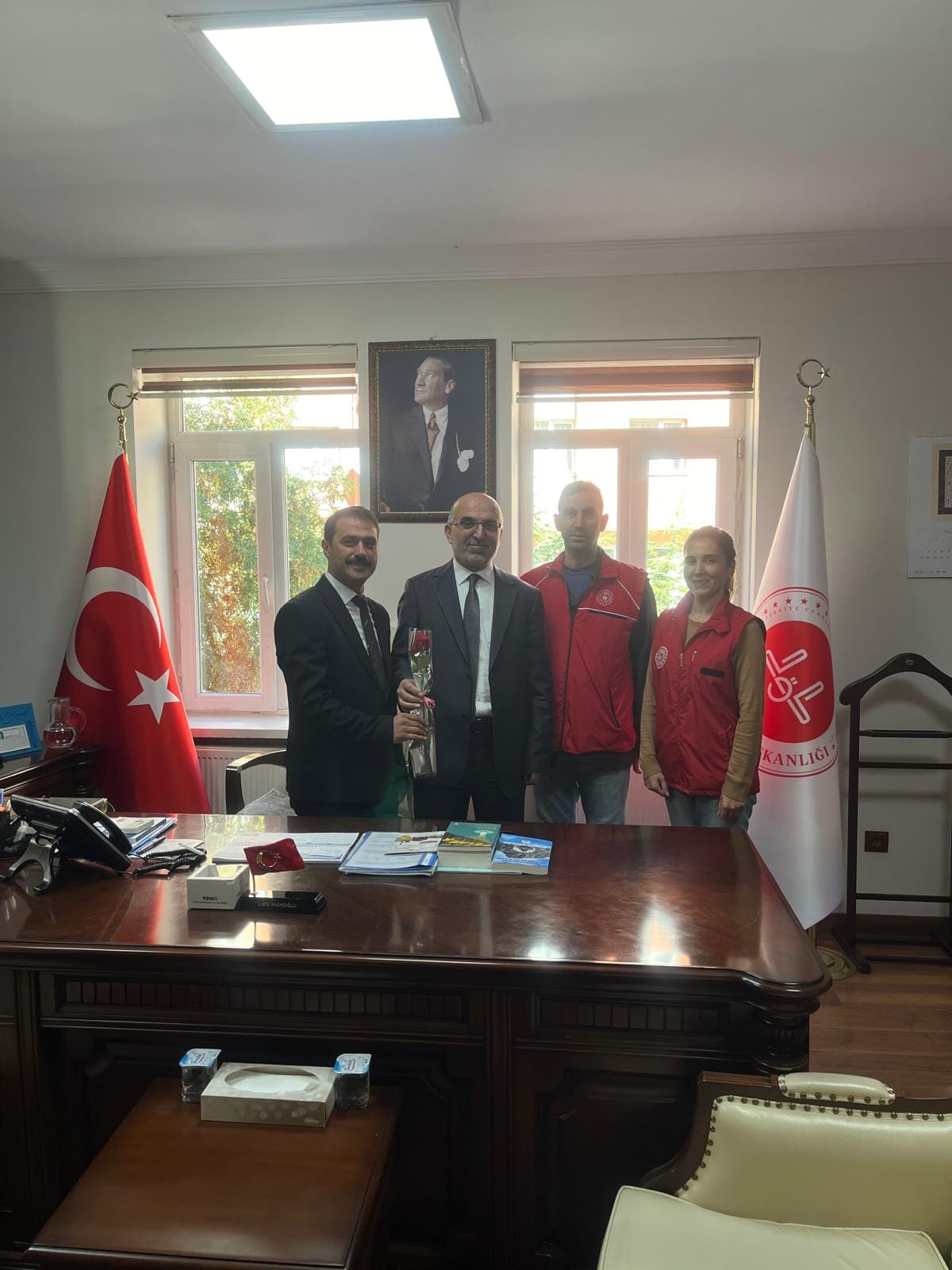 Müftü İmamoğlu'na Gençlik Merkezinden Ziyaret: Gençlik Liderleri Camiler ve Din Görevlileri Haftası'nı Kutladı