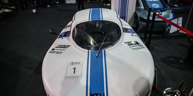 TAM ŞARJLA 100 KM GİDEBİLEN ELEKTRİKLİ ARAÇ