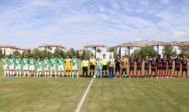 DİNAR BELEDİYESPOR'DAN İLK MAÇINDA BOL GOLLÜ GALİBİYET