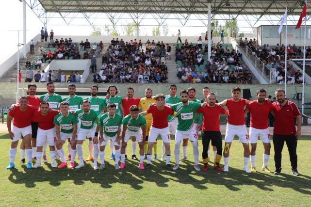 DİNAR BELEDİYESPOR'DAN İLK MAÇINDA BOL GOLLÜ GALİBİYET