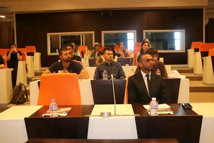 ERASMUS ÖĞRENCİLERİ YEŞİL ATSO BİNASINI ZİYARET ETTİ